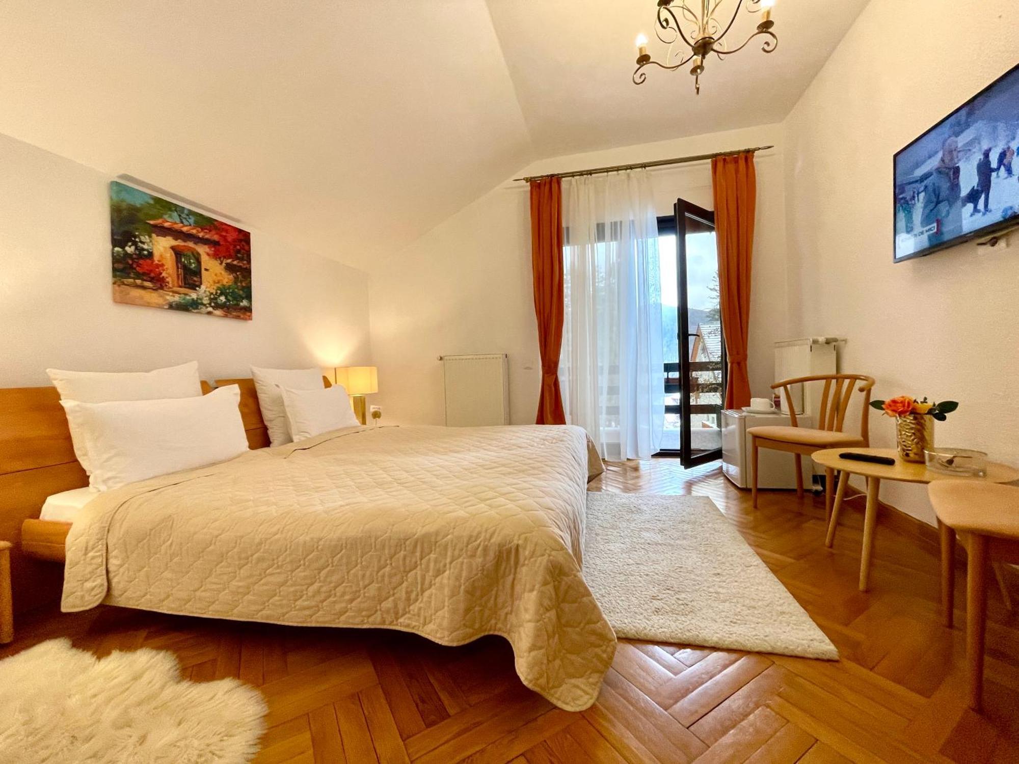 Vila Terase Hotel Sinaia Eksteriør billede