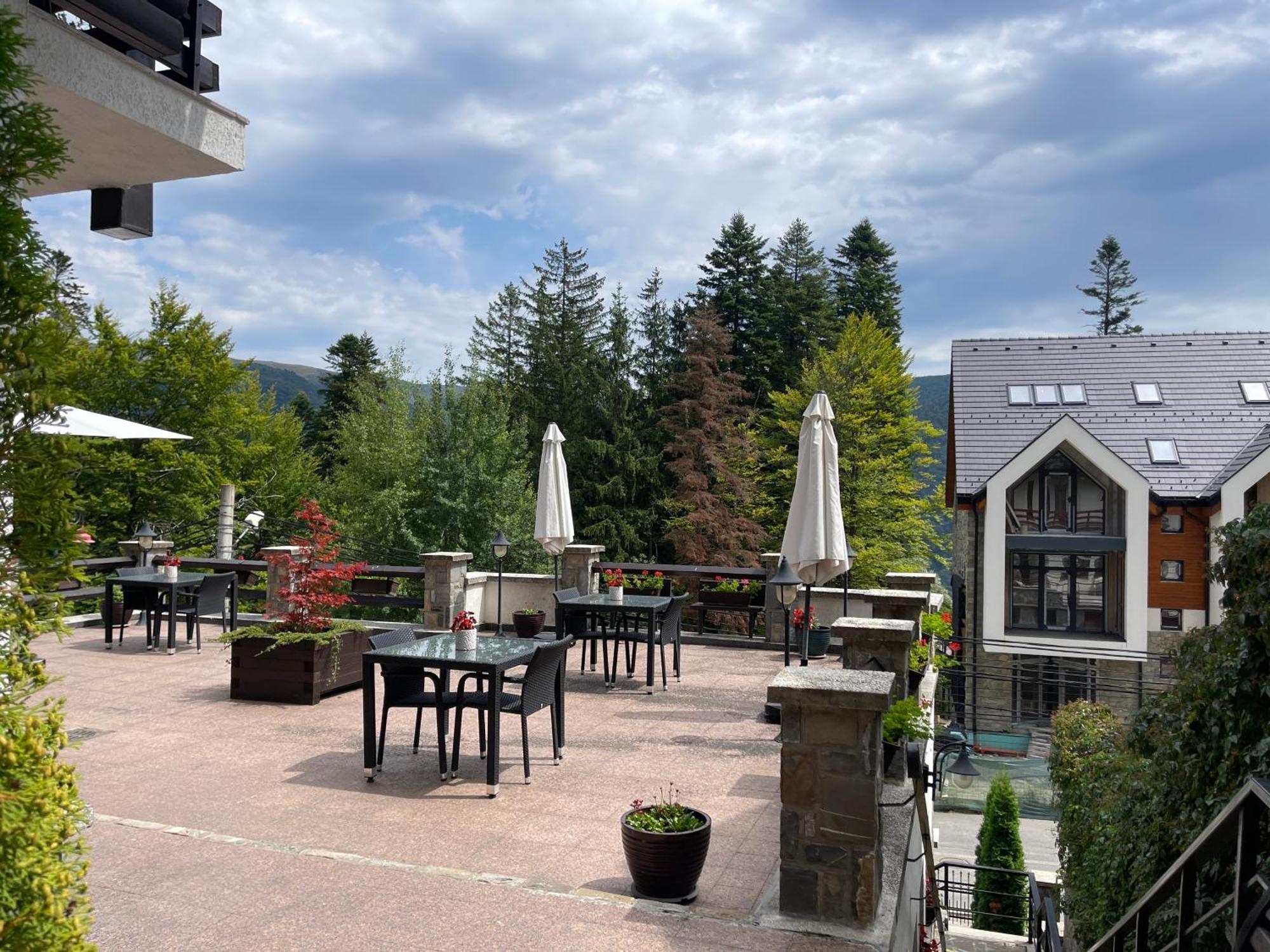 Vila Terase Hotel Sinaia Eksteriør billede