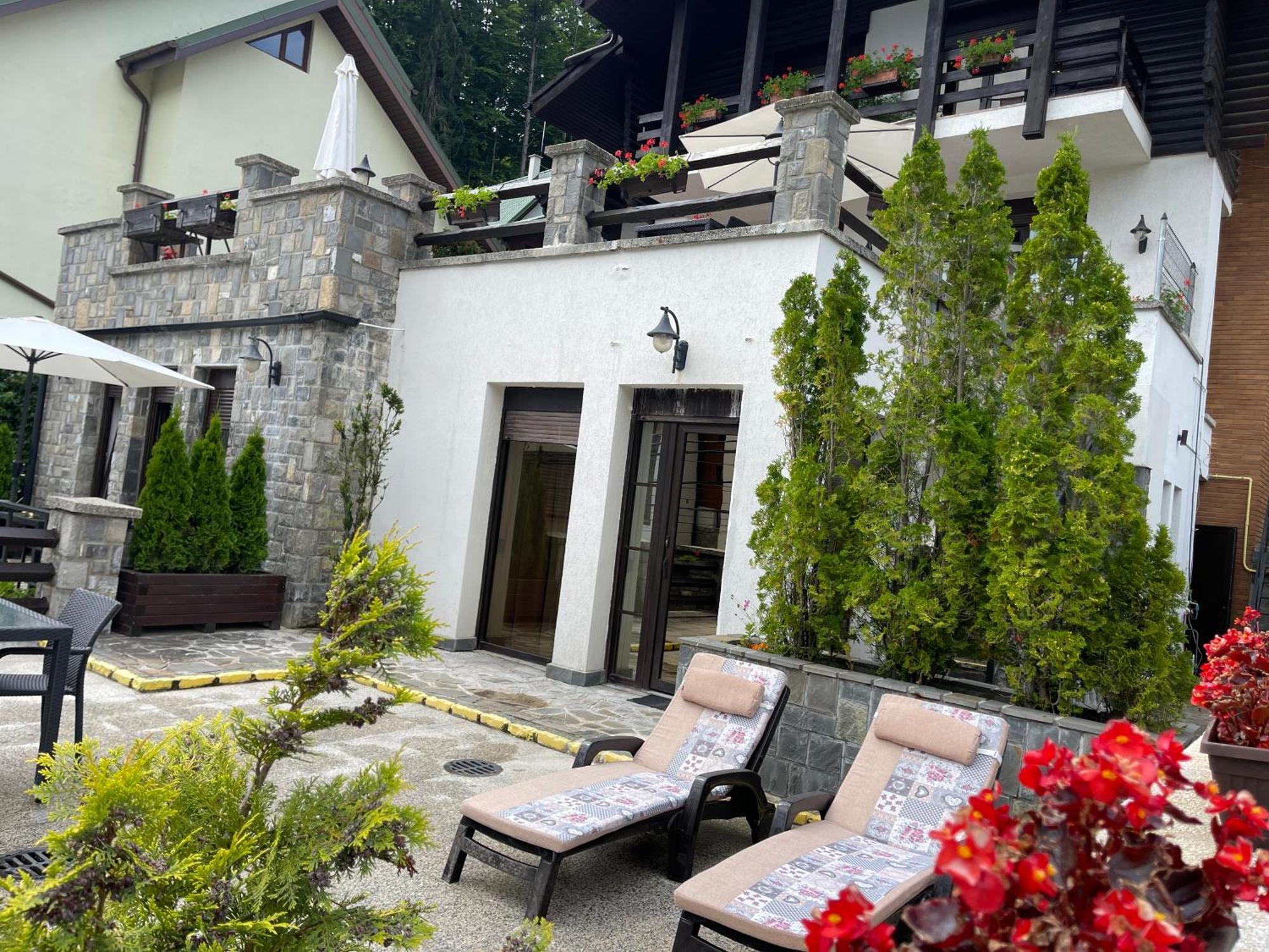 Vila Terase Hotel Sinaia Eksteriør billede